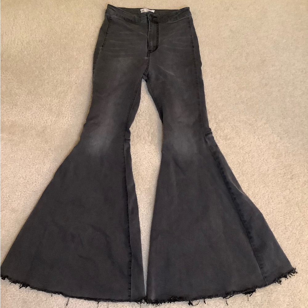 Free People Just Float Flare Bell Bottom Pant Jeans Black Grey size 27/4 Small. - Picture 2 of 16
